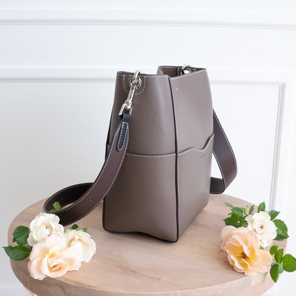 *NEW* The Jordan Leather Bucket Bag - Wood Berry - Picture 4 of 8